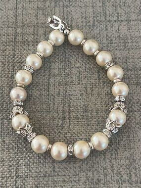 Authentic Vintage Dior Round White Pearl Rhinestone Pedal Beaded Silver Bracelet